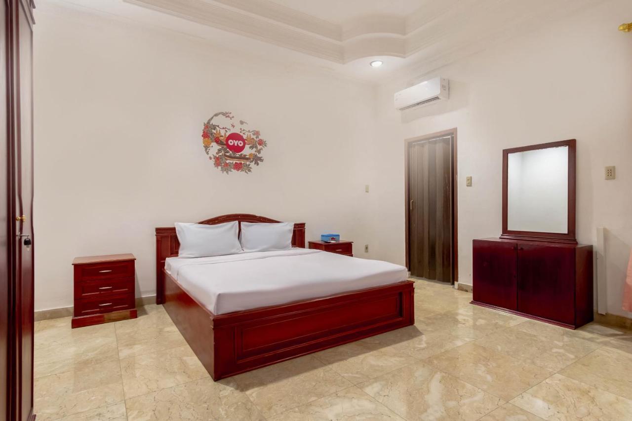 Oyo Living 2843 Raz House Syariah Hotel Medan Eksteriør billede